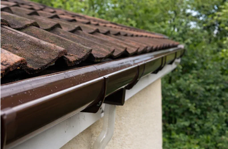 Gutter Cleaning in North London
